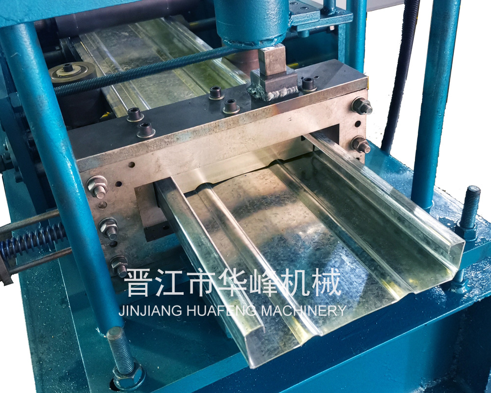 異形C型鋼機械設備